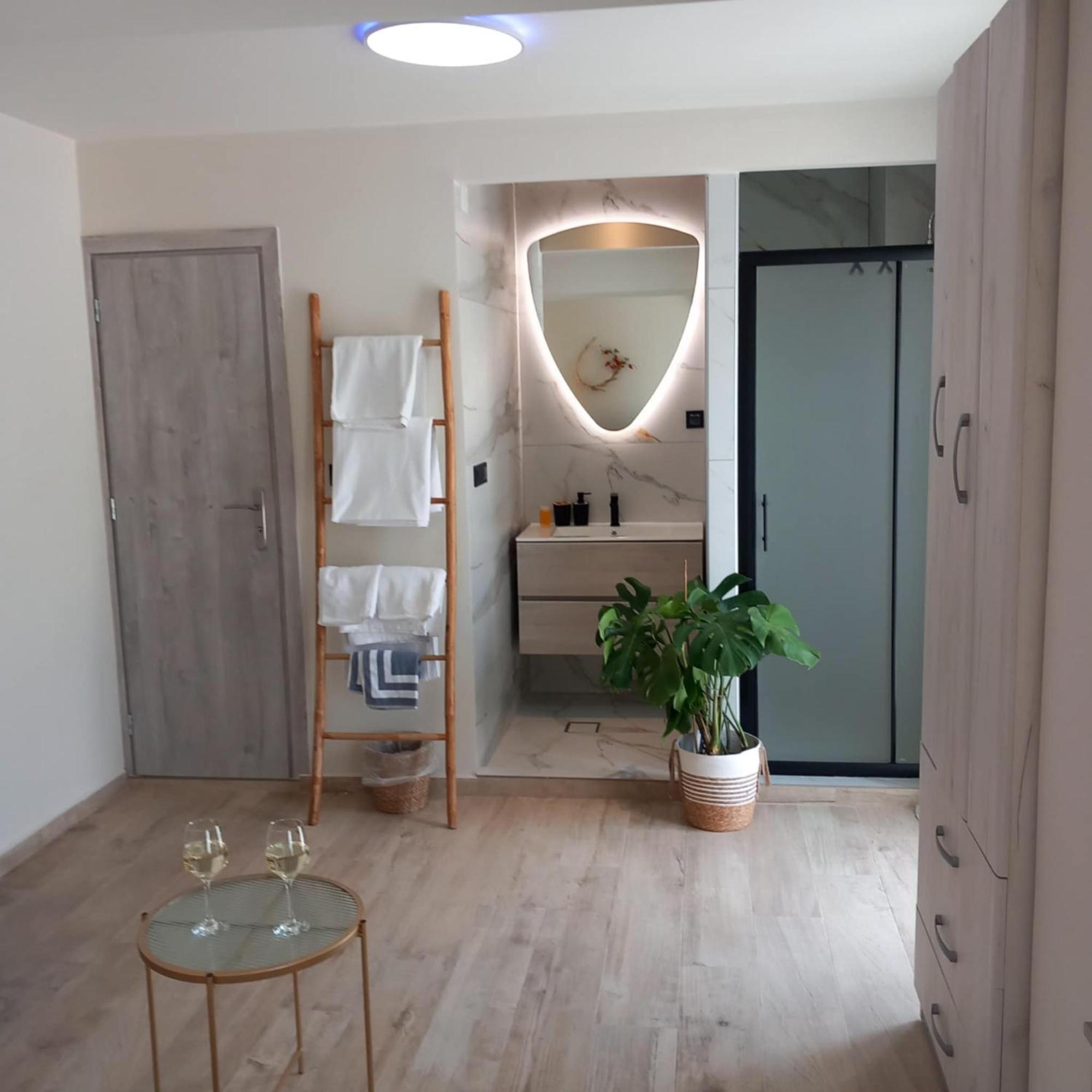Hotel Assini Beach Tolo Room photo